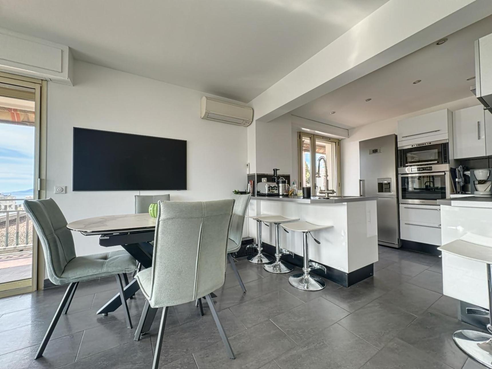 Appartement Agencia 2 Au Suquet Cannes